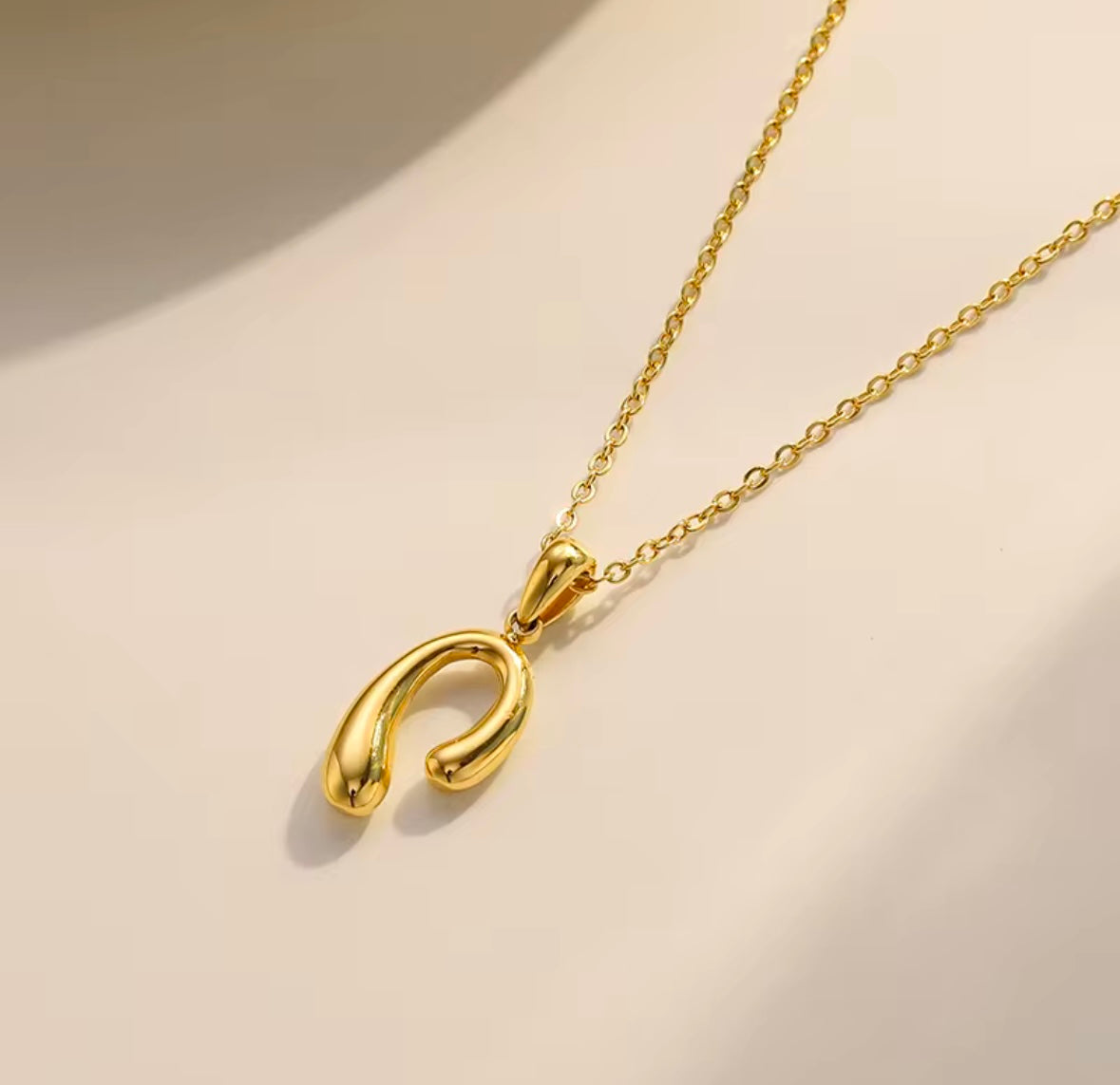 The Luna Loop Necklace