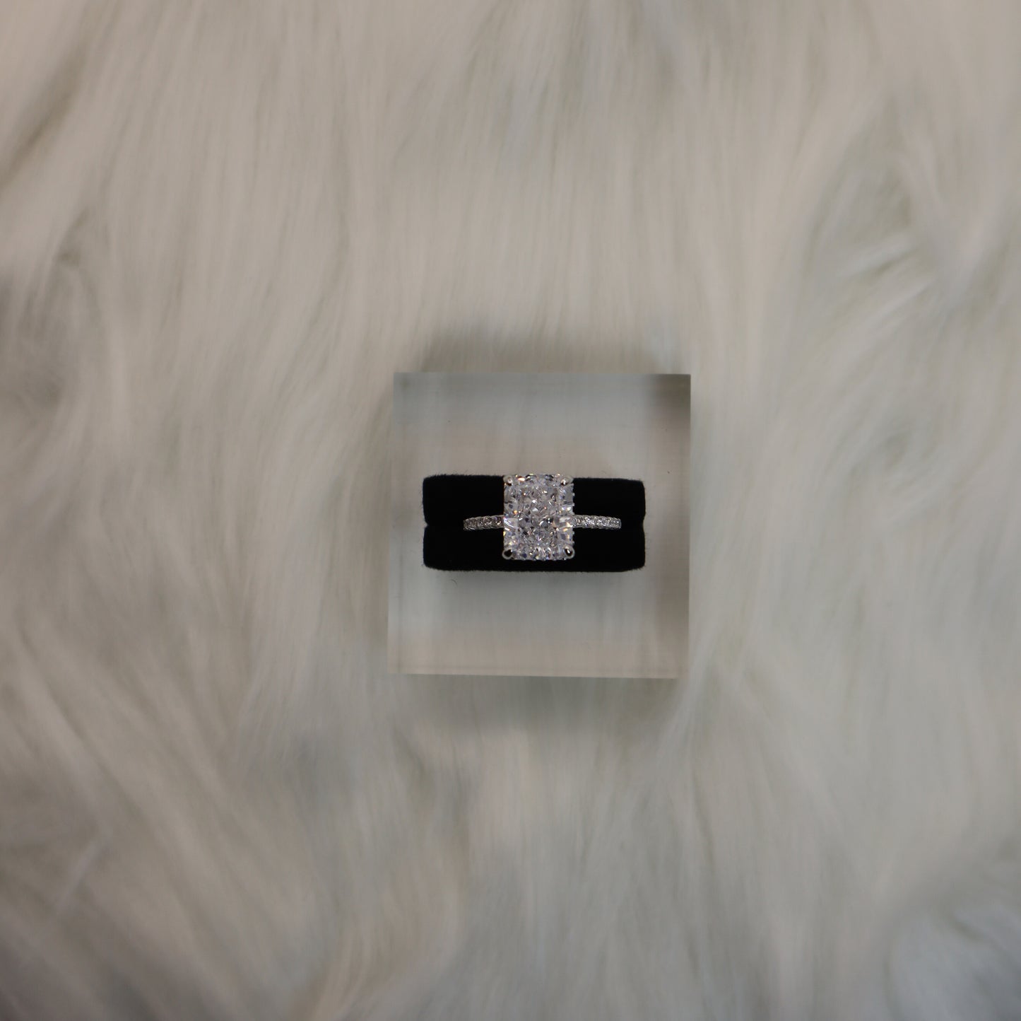 The Luminara Ice Ring