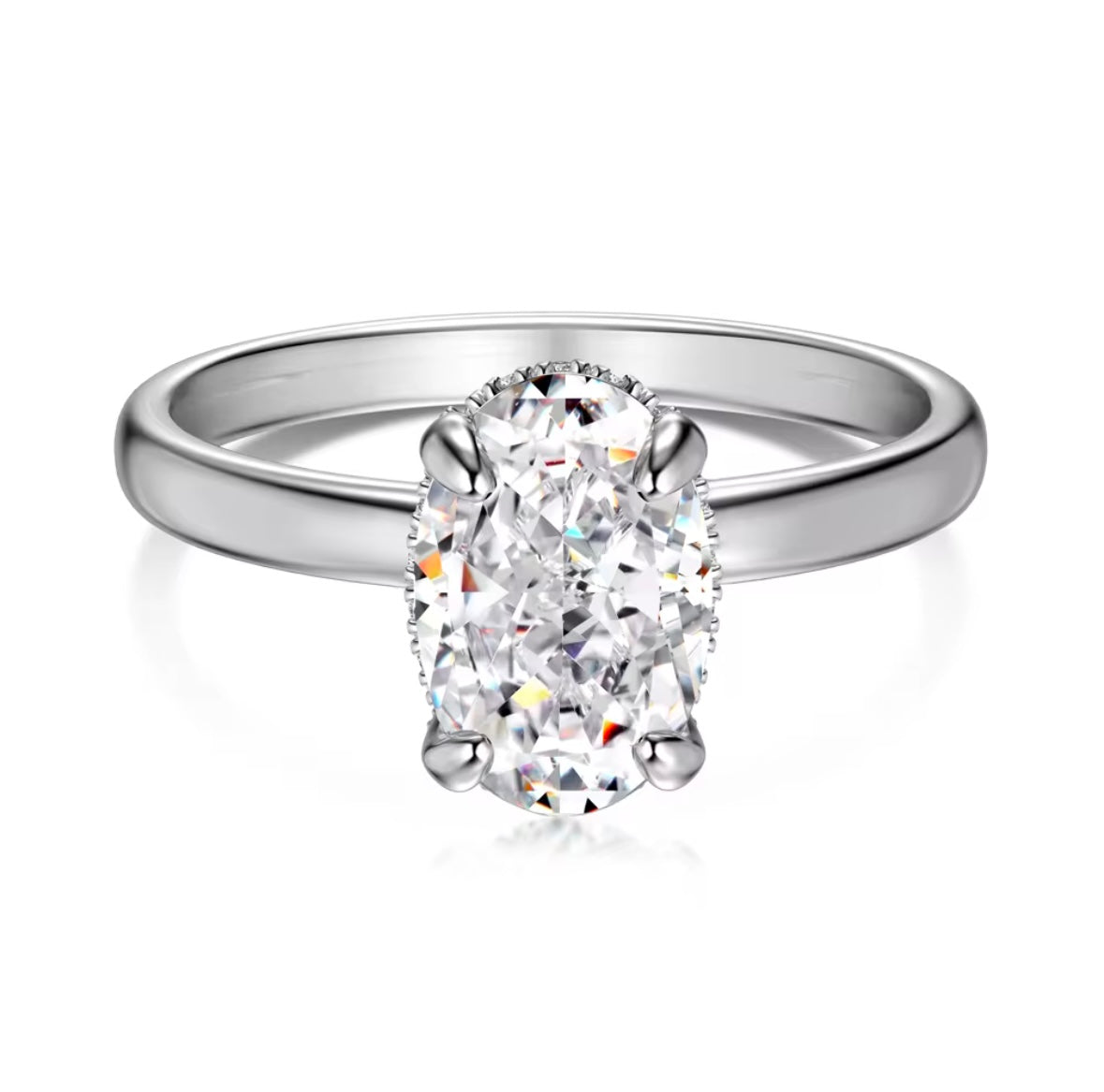 The Clara Oval Ring