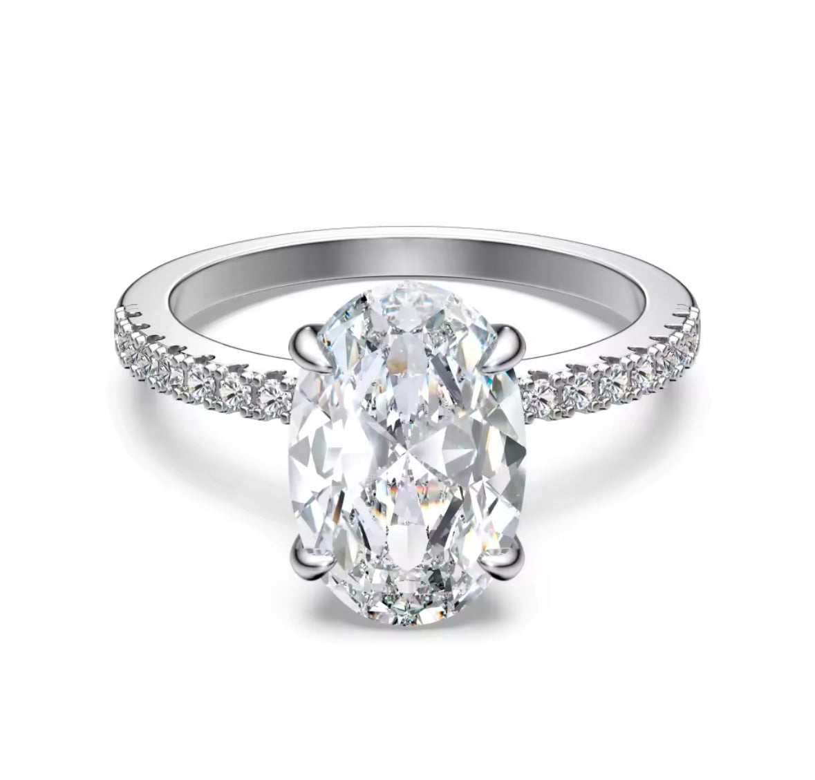 The Elara Oval Ring