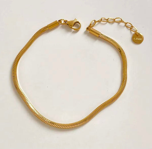 The  Serpentine Glide Bracelet