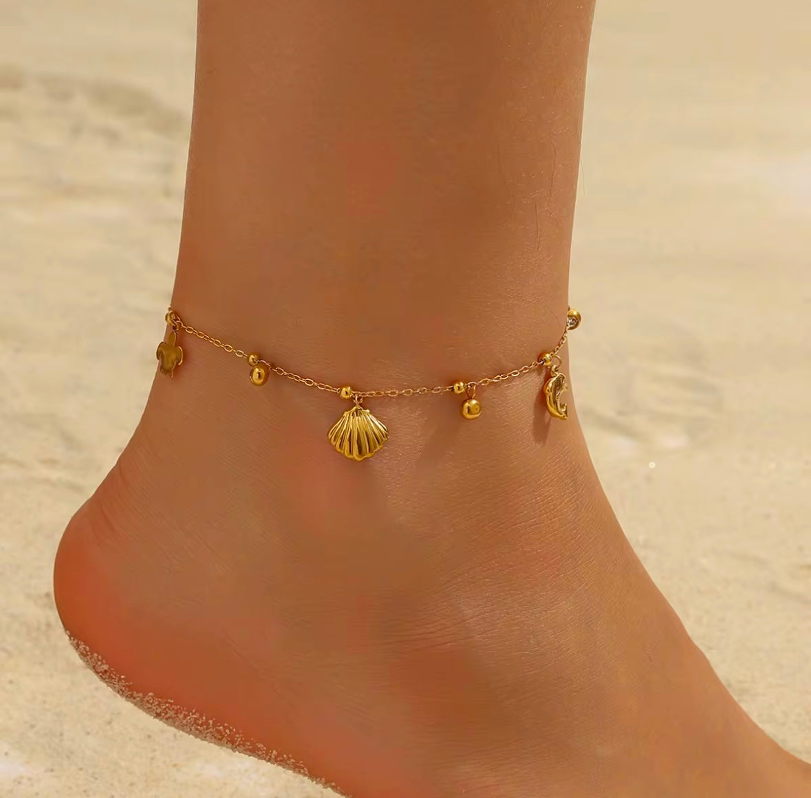 The Holiday Charm Anklet