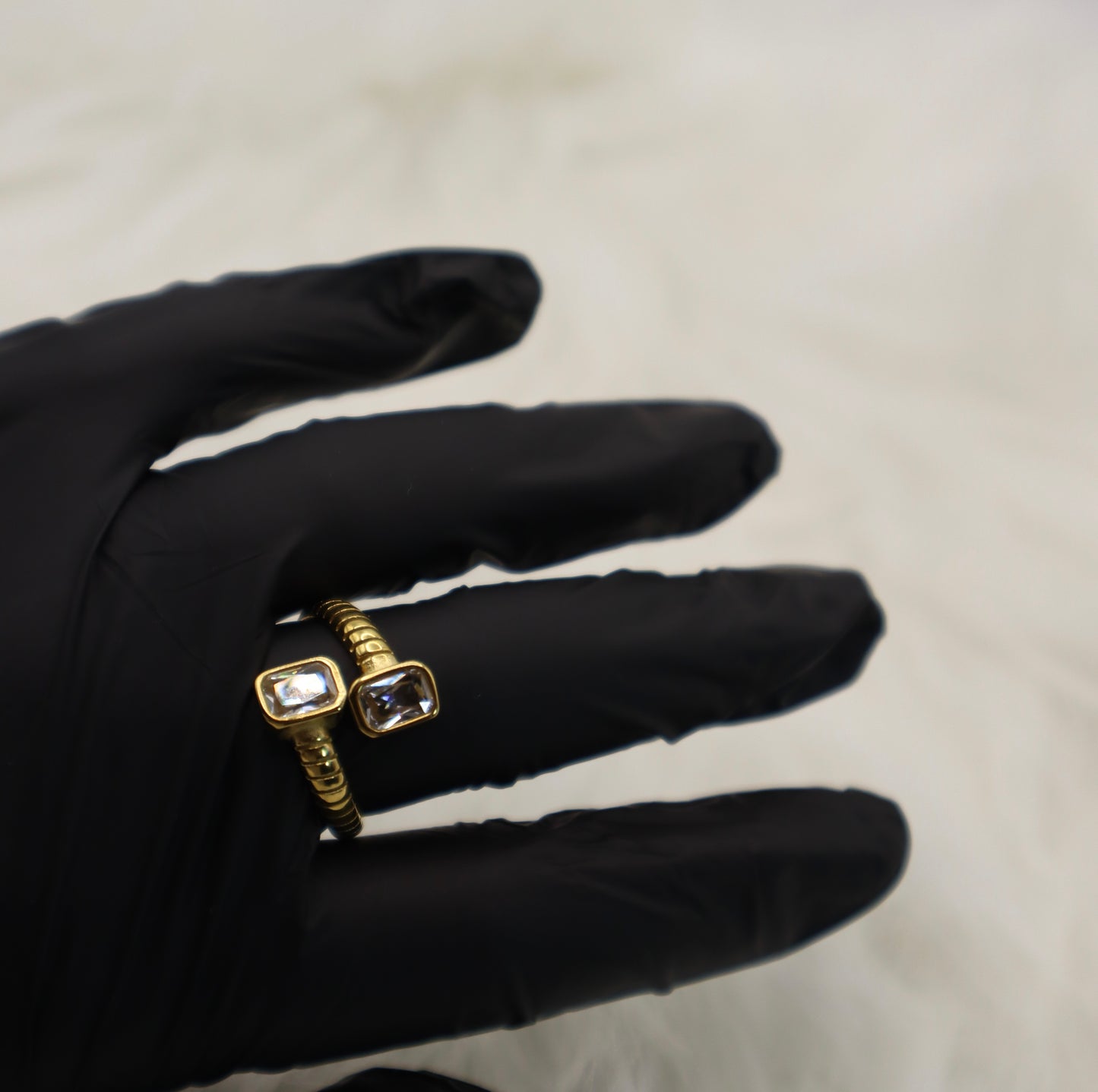 The Parallel Light Ring
