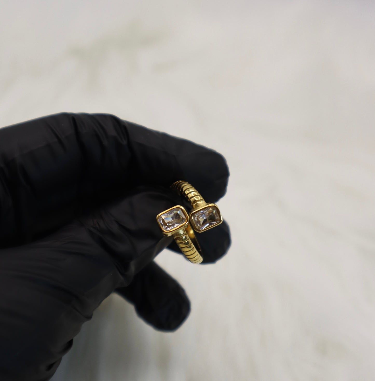 The Parallel Light Ring